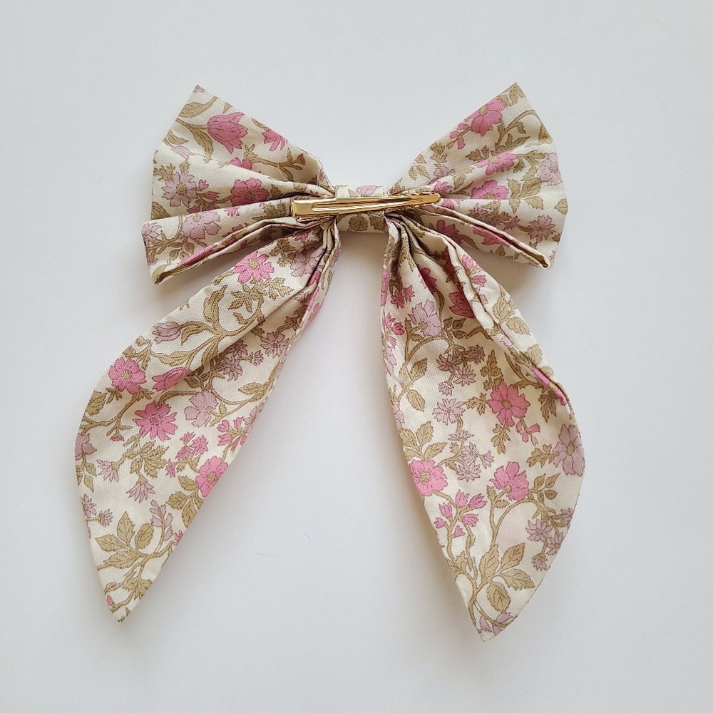 Noralee Luna Dress and Bow in Wildflower - Picture 4 of 5